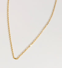Load image into Gallery viewer, Delicate Gold Necklace 18.5"