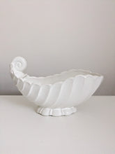 Load image into Gallery viewer, White Vintage Kensington Clam Shell Vase / Dish