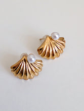 Load image into Gallery viewer, Gold Plated Shell Stud Earrings with Faux Pearl