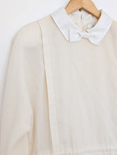 Load image into Gallery viewer, Vintage Cream Long Sleeve Dress with Collar and Bow. Size 12
