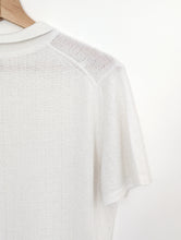 Load image into Gallery viewer, Knitted White Top with Collar. Size 14