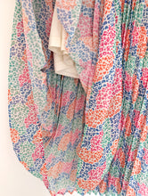 Load image into Gallery viewer, Multi Coloured Pleated Midi Skirt. Medium