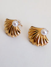 Load image into Gallery viewer, Gold Plated Shell Stud Earrings with Faux Pearl