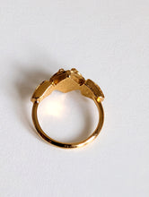 Load image into Gallery viewer, Gold plated vintage ring. UK L/ US 5.75