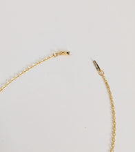 Load image into Gallery viewer, Delicate Gold Necklace 18.5&quot;
