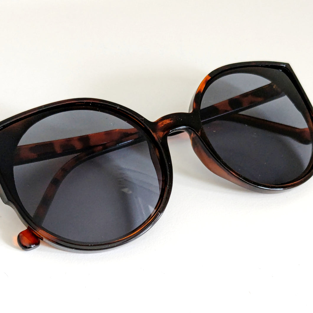 Brown Tortoise Shell Sunglasses with Black Lenses