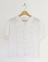 Load image into Gallery viewer, White Short Sleeve Floral Blouse Size 10
