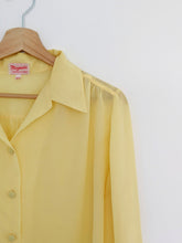 Load image into Gallery viewer, Vintage Yellow Blouse. Size 12
