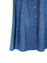 Load image into Gallery viewer, Vintage Denim Midi Skirt. Size 8
