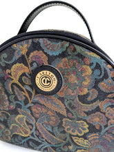 Load image into Gallery viewer, Carlton carpet Bag Vanity Case 
