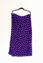 Load image into Gallery viewer, Purple and White Polka Dot Skirt. Size 20
