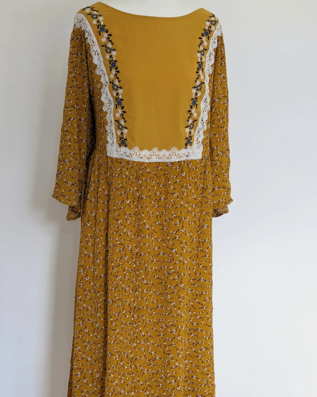 Yellow and Floral Dress. Size 20