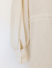 Load image into Gallery viewer, Vintage Cream Long Sleeve Dress with Collar and Bow. Size 12
