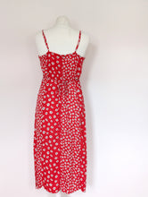 Load image into Gallery viewer, Red and White Floral Dress. Size 8
