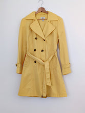 Load image into Gallery viewer, Yellow Cotton Blend Trench Coat. Size 14
