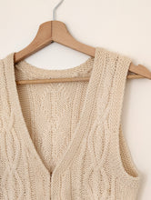 Load image into Gallery viewer, Cream Wool Blend Waistcoat. Size 8
