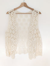 Load image into Gallery viewer, White Crochet Waistcoat. Size 14
