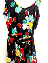 Load image into Gallery viewer, Navy and Floral Cotton Dress with Belt. Size 8
