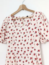 Load image into Gallery viewer, Cream and Cherry Dress. Size 8
