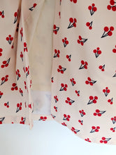 Load image into Gallery viewer, Cream and Cherry Dress. Size 8
