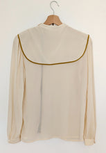 Load image into Gallery viewer, Cream Silk Blouse. Size 12

