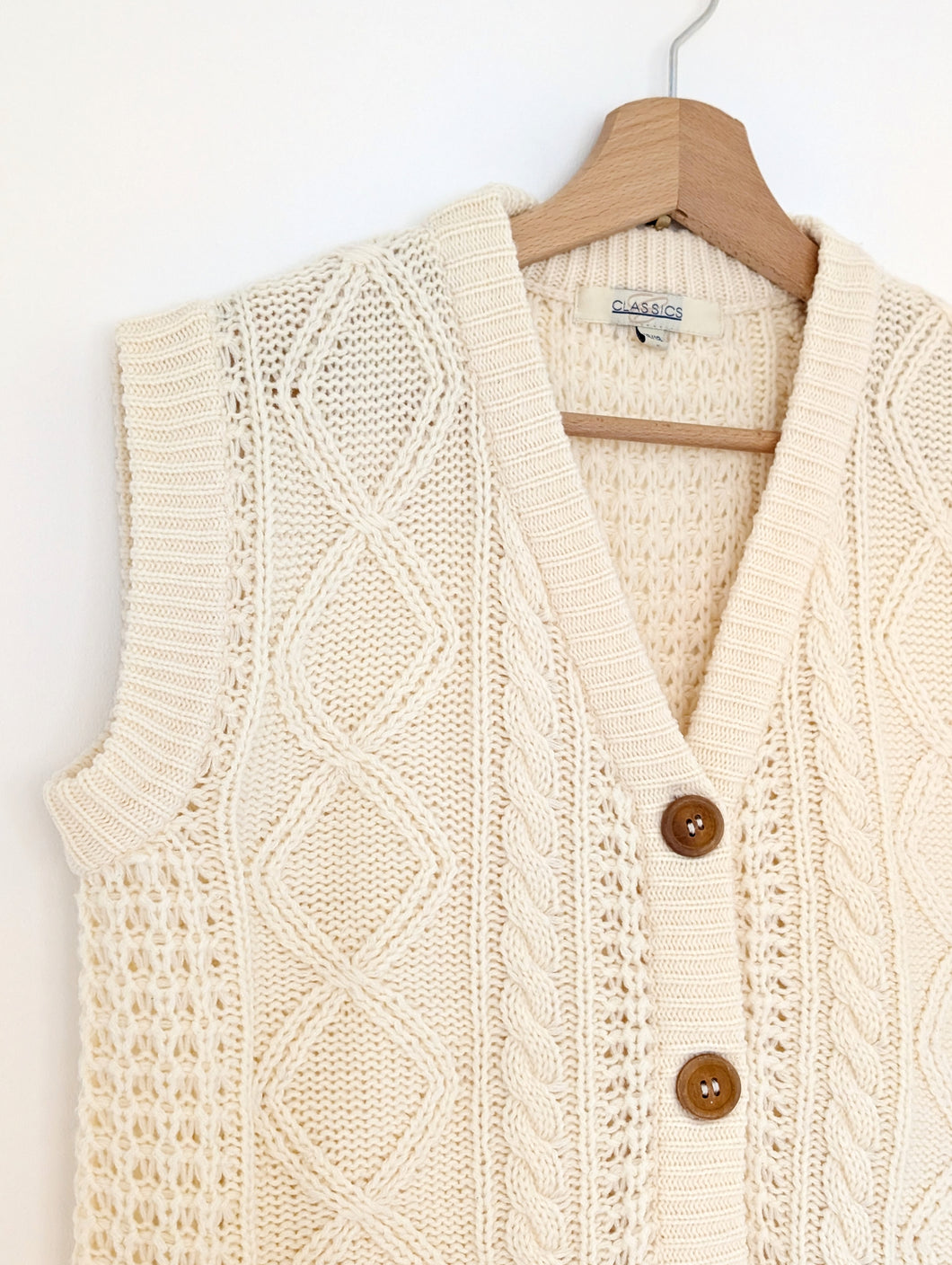 Cream Cable Knit Waistcoat With Pockets. Sleeveless Jumper. Size 16/18